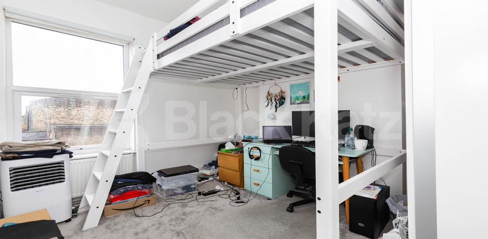 			NEW INSTRUCTION!, 2 Bedroom, 1 bath, 1 reception Flat			 Holloway Road, ARCHWAY